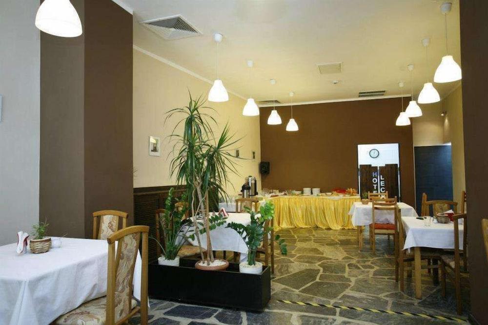 Hotel Lech Poznan
